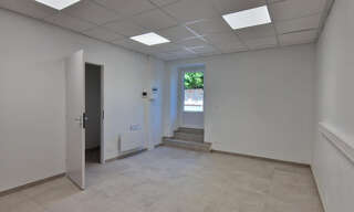 Commerce  55 m² à louer à Bollène (84500)