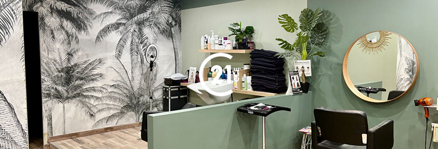 Commerce  65 m² à louer à Saint-Raphaël (83700)