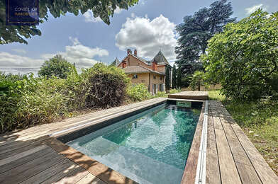 Maison 8 pièces 849000 €