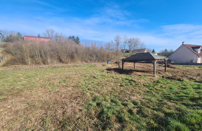 Terrain Constructible viabilisé de 36 are 92 ca avec Ruissea — photo 3
