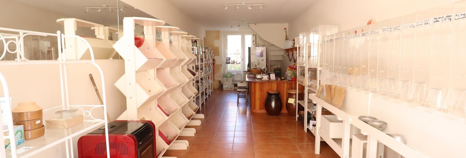 Commerce 5 Pièces  m² à vendre à Sauzé-entre-Bois (79190)