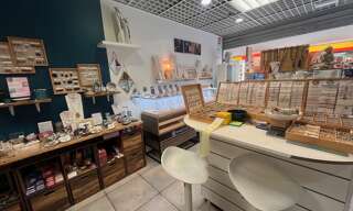 Commerce  32 m² à vendre à Bassens (73000)