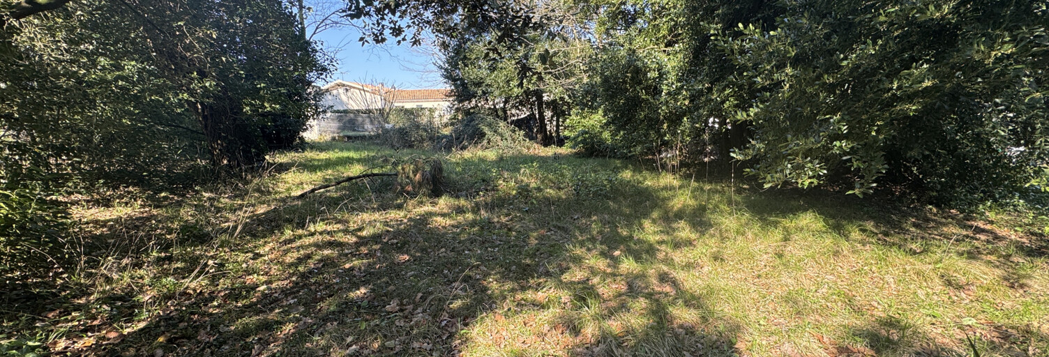 Terrain  800 m² à vendre à Meschers-sur-Gironde (17132)