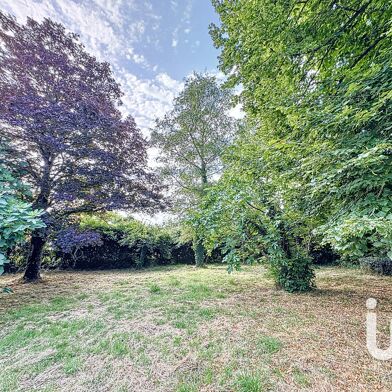Terrain  324000 €