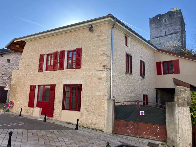 Appartement T4 - MORESTEL — photo 1