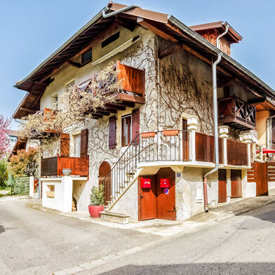 Maison 7 pièces 499200 €
