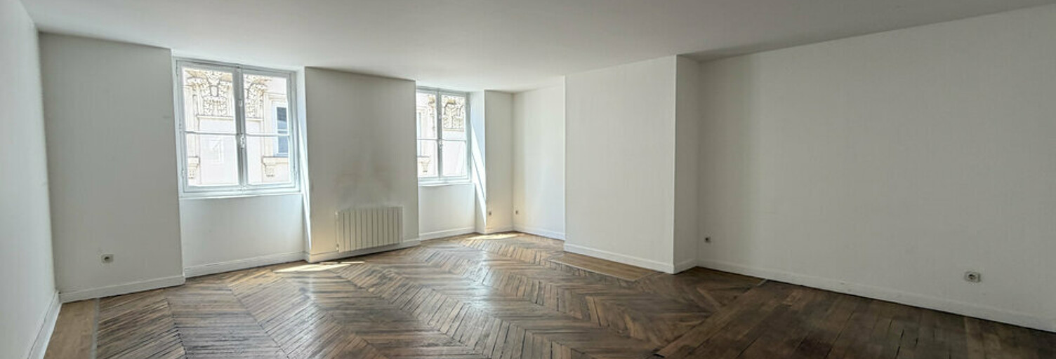 Bureau  119 m² à louer à Lyon 1 (69001)