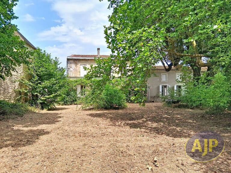 Maison Vertheuil — photo 1
