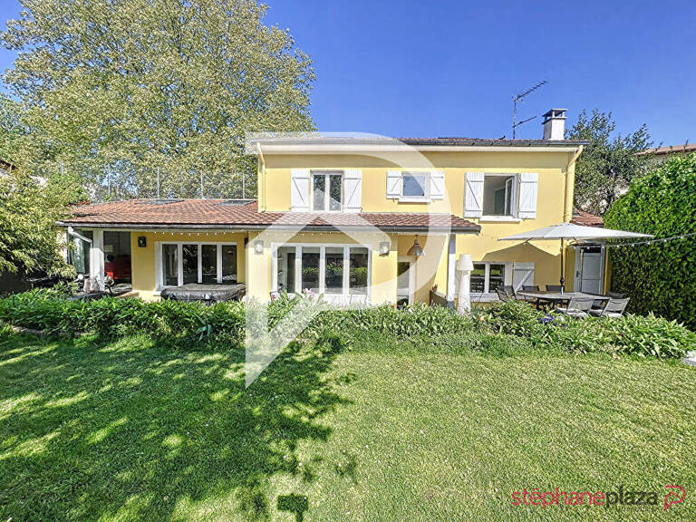 NANTERRE/Limitrophe Puteaux Charmante Maison de 5 pièces — photo 1