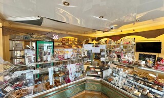 Commerce 9 Pièces 255 m² à vendre à Niort (79000)