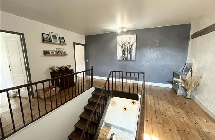 Maison de ville de 5 pièces principales — photo 2