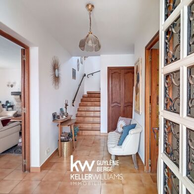 Maison 5 pièces 499200 €