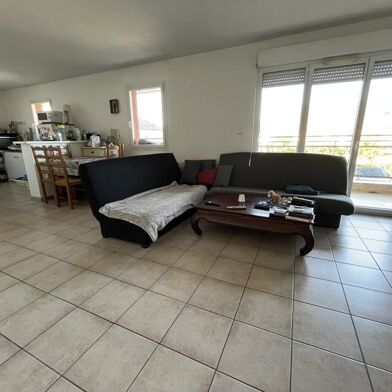 Appartement 3 pièces 98550 €