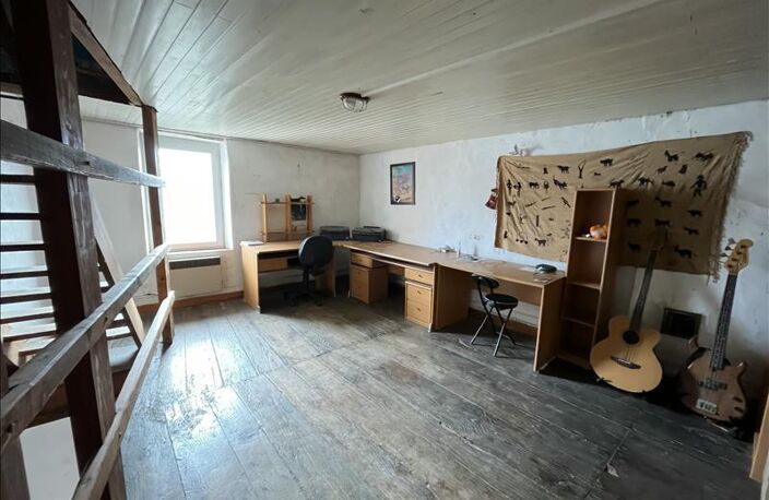 Maison en pierre de 5 pièces principales — photo 4