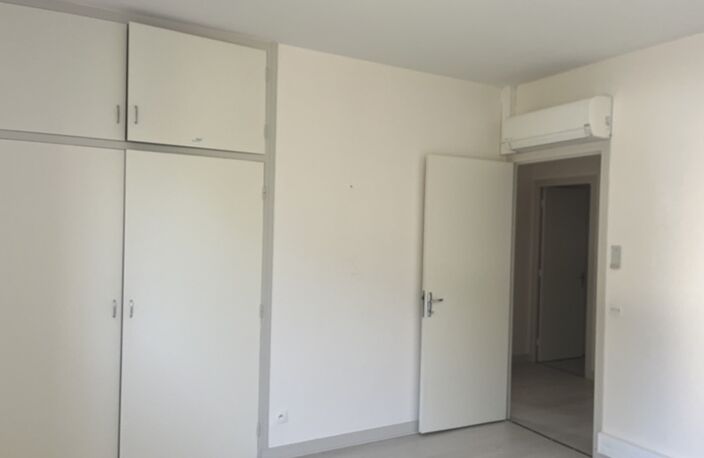 Maison de bourg de 5 pièces principales — photo 2