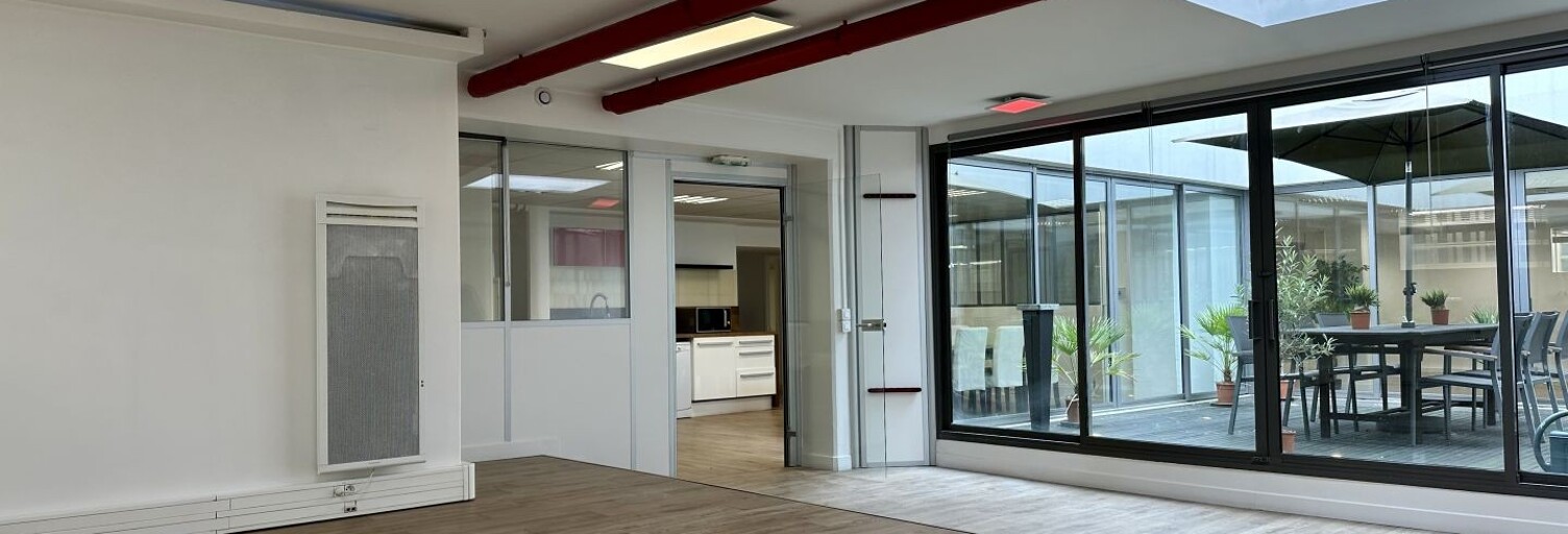 Bureau  326 m² à vendre à Courbevoie (92400)
