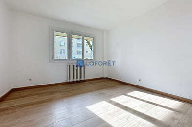 Appartement 3 pièces 123700 €