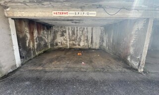 Garage   m² à louer à Rodez (12000)