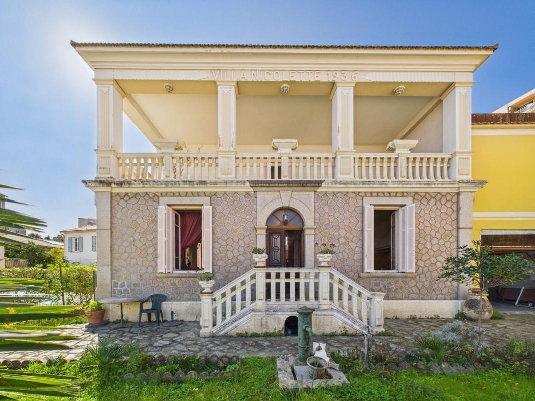 Villa / Maison 5 pièces  à vendre Ajaccio 20000