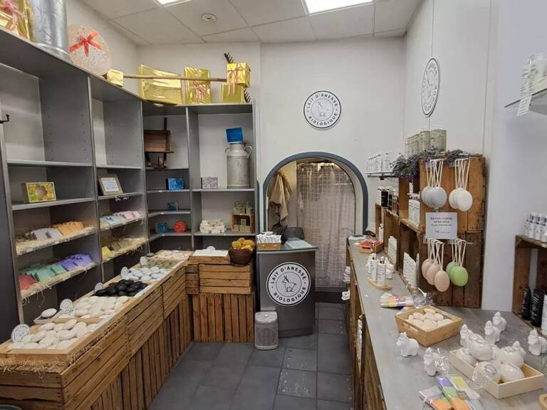 Chambery - Local Commercial - Droit Au Bail — photo 1