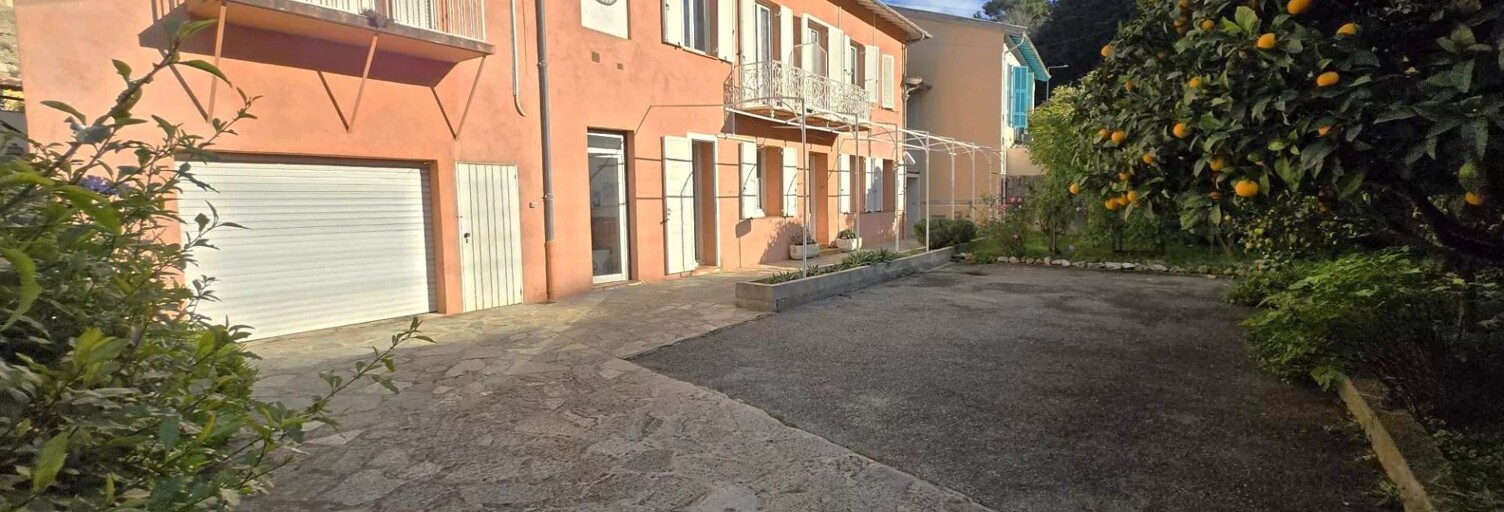 Maison 10 Pièces 212 m² à vendre à Nice (06100)