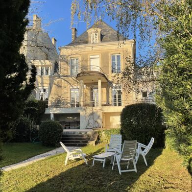 Maison 8 pièces 630000 €
