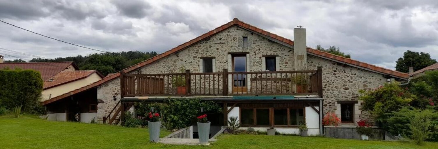 Maison 8 Pièces 232 m² à vendre à Saint-Privat-en-Périgord (24410)