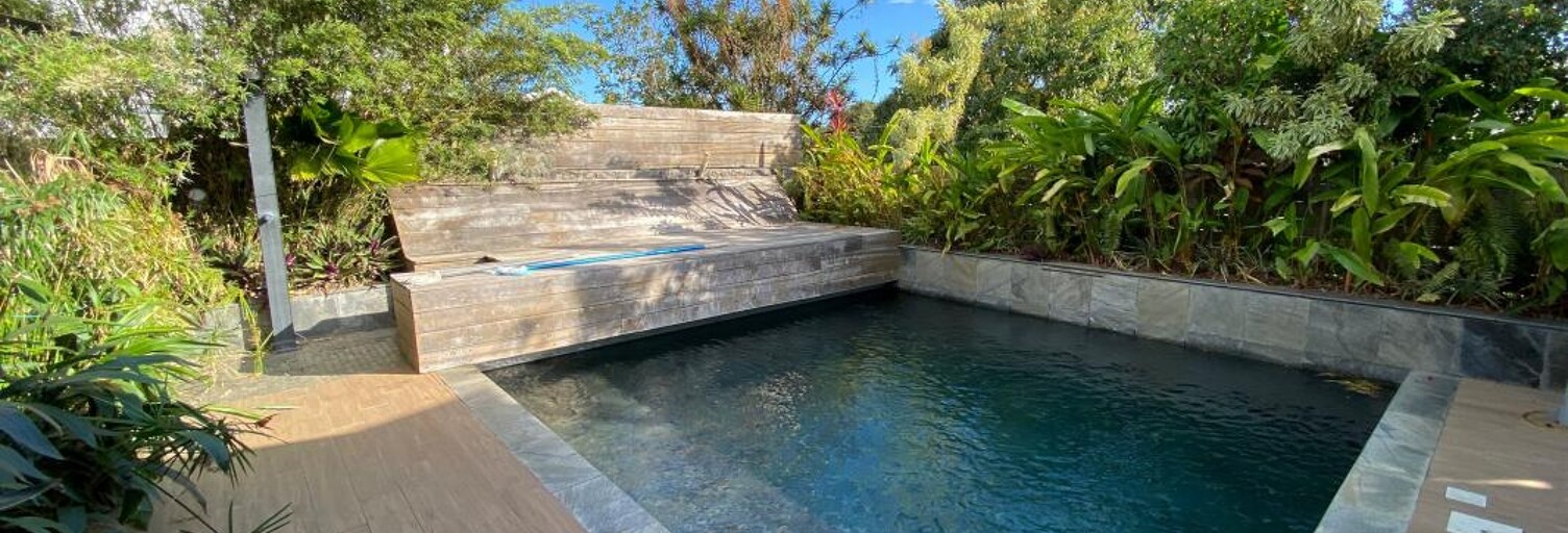 Maison 4 Pièces 131 m² à louer à Saint-Pierre (97432)