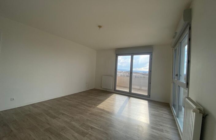 Appartement À Vendre — photo 2
