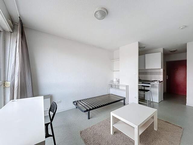 Appartement À Louer — photo du bien
