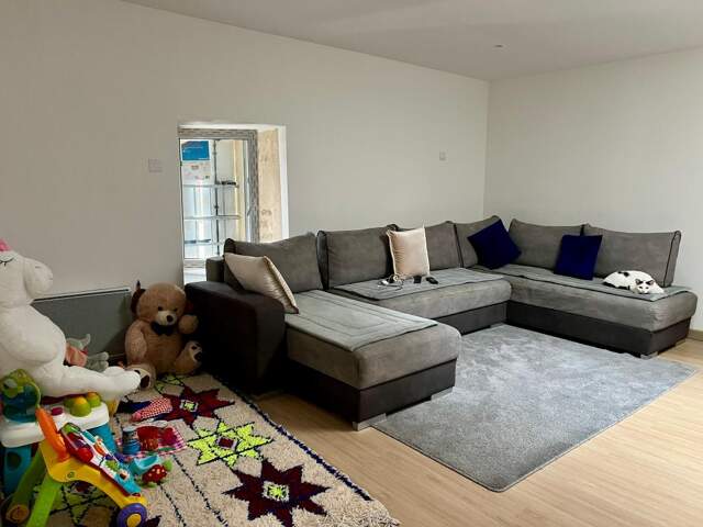 Appartement À Louer — photo du bien