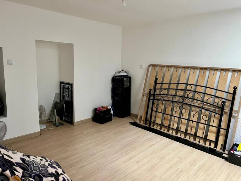 Appartement À Louer — photo 1