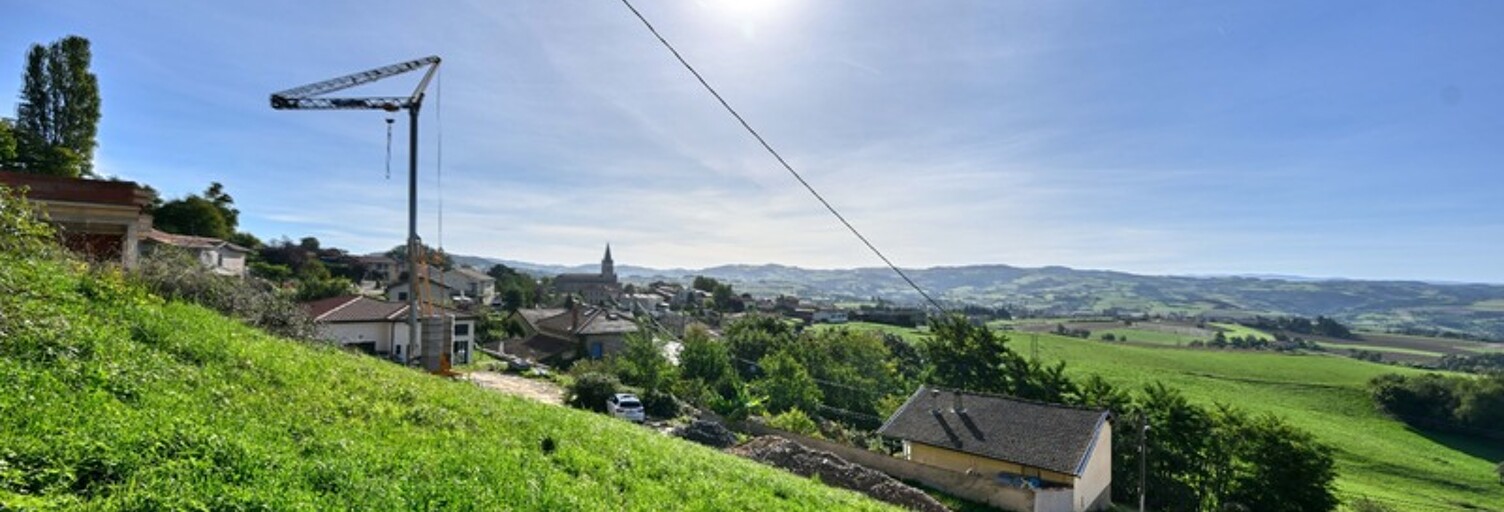 Terrain  562 m² à vendre à Pomeys (69590)