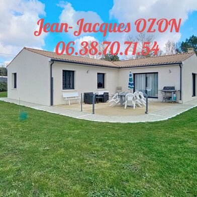 Maison 5 pièces 499200 €