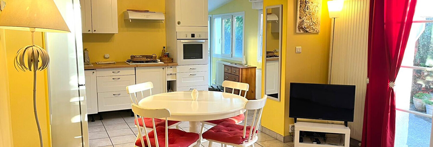 Maison 5 Pièces 96 m² à vendre à Saintes (17100)