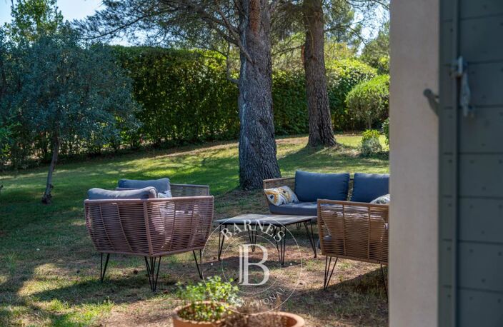 CABRIES - VILLA 200m²  - 4 CHAMBRES - JARDIN 2000m²  - PISCINE - — photo 2