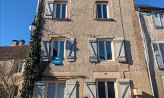 Maison 7 Pièces 147 m² à vendre à Génis (24160)
