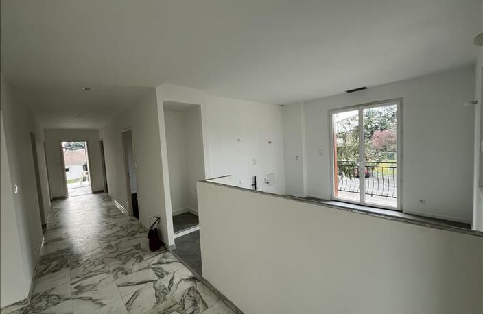 Vente appartement 4 pièces 115 m² Saint-Alban (31140) — photo 4