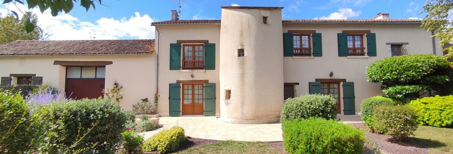 Maison 8 Pièces 228 m² à vendre à Dienné (86410)