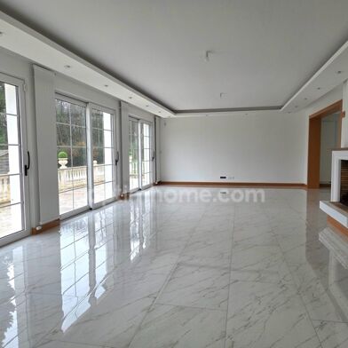 Maison 7 pièces 691000 €