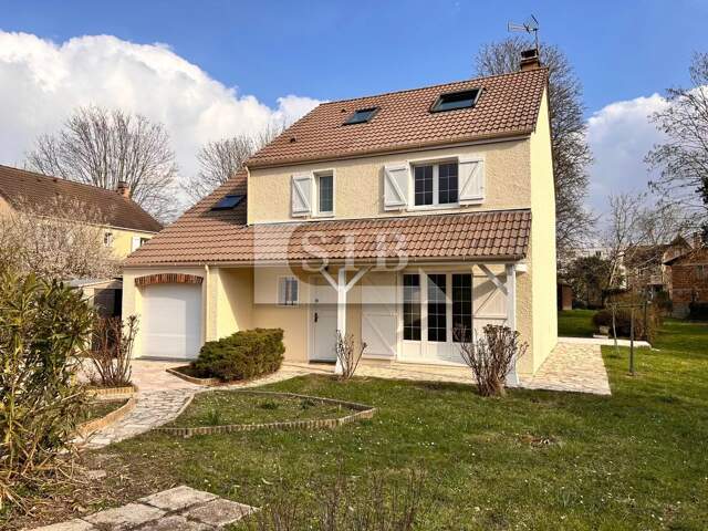 Maison 9 pièces avec grand jardin - 168m² — photo du bien
