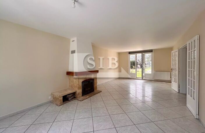Maison 9 pièces avec grand jardin - 168m² — photo 3