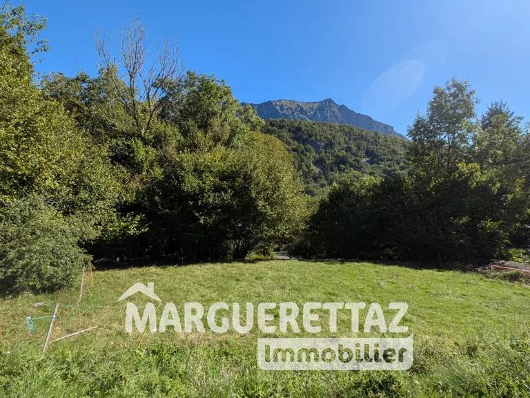 Terrain constructible 1589m² — photo 1