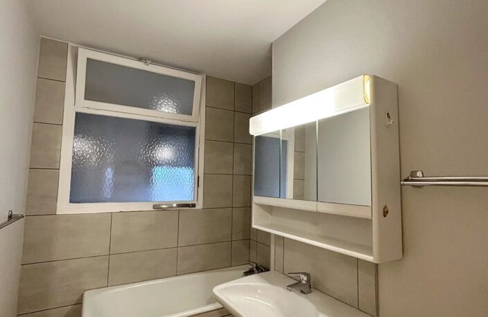 EXCLUSIVITÉ - T3 - Balcon couvert et parking — photo 4