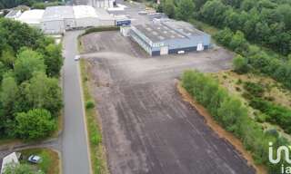 Commerce  1888 m² à louer à Saint-Priest-de-Gimel (19800)