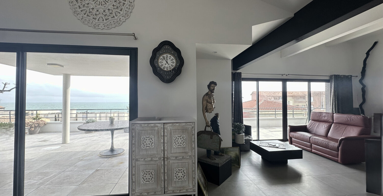 Rare à la Corniche une  maison sur toit avec  terrasse de 82 — photo 1