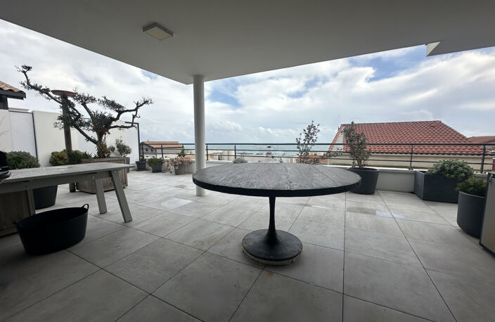 Rare à la Corniche une  maison sur toit avec  terrasse de 82 — photo 2
