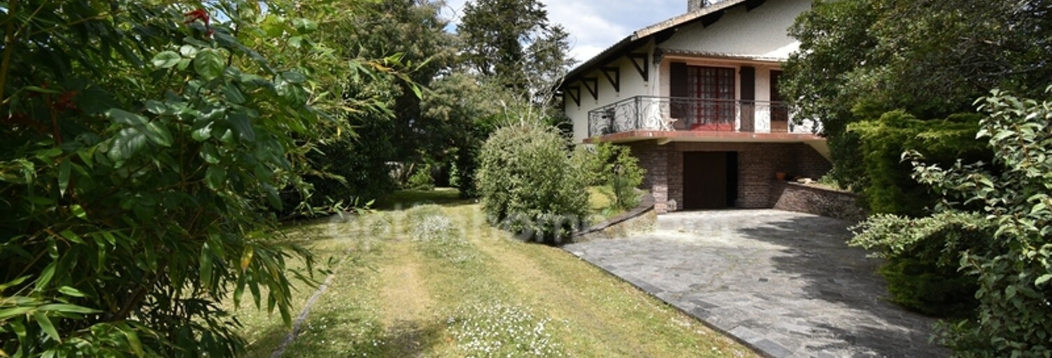 Maison 10 Pièces 218 m² à vendre à Carcans (33121)