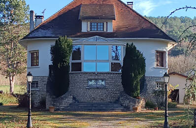 Maison traditionnelle 190 m2 avec grand terrain divisible de — photo du bien