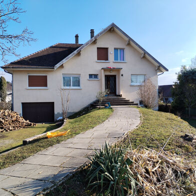 Maison 8 pièces 399000 €